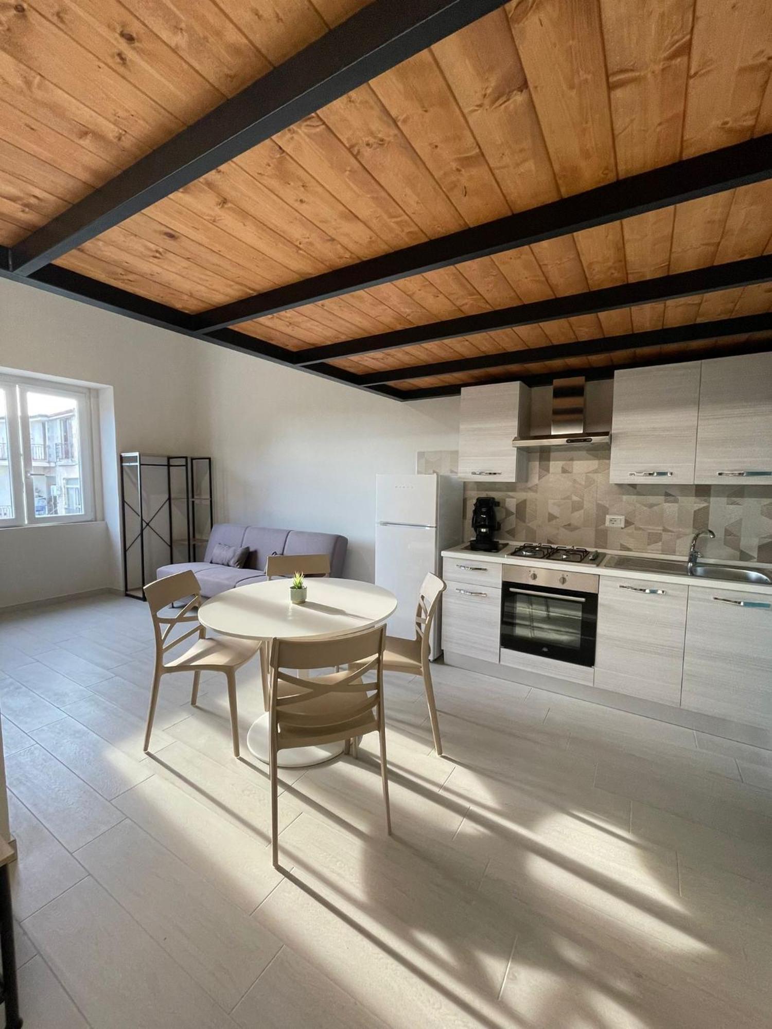 Luma Holiday Homes 몬드라고네 외부 사진