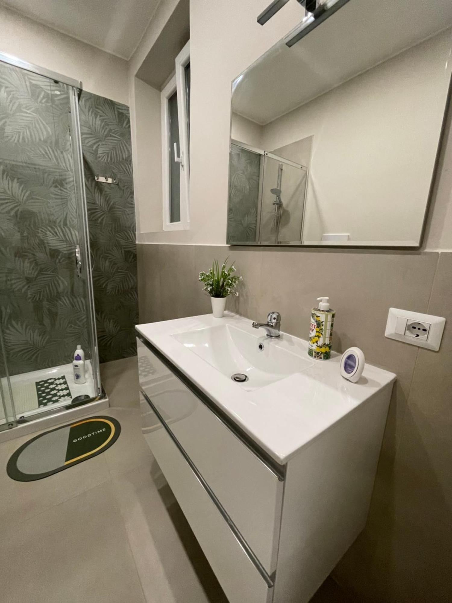 Luma Holiday Homes 몬드라고네 외부 사진